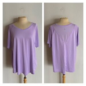 ❤️$5 TekGear purple tee